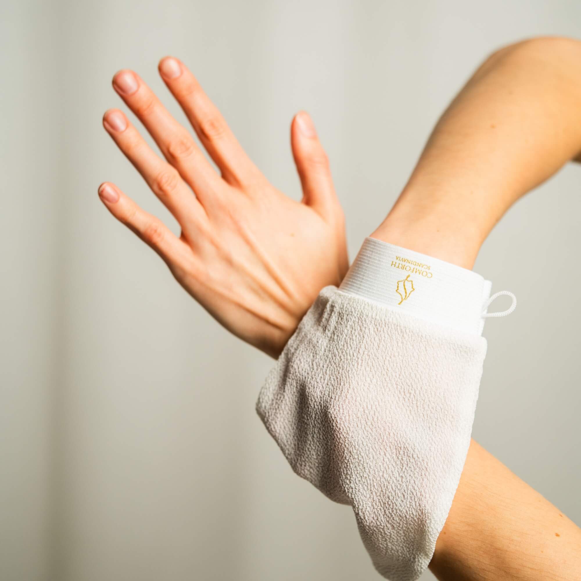 Comforth Glow Gloves - Eksfolierende Handske